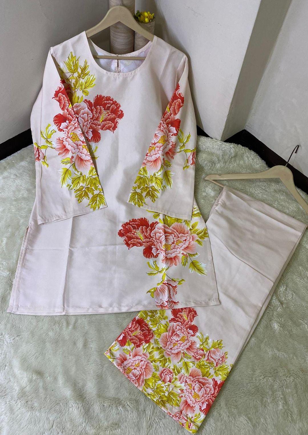 2 Pcs Women’s Printed Swiss Lawn U-Neck Shirt & Trouser Set